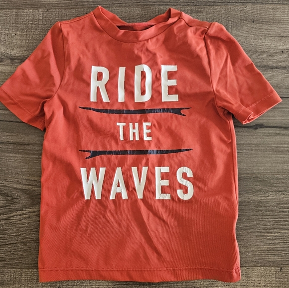 4t Red Old Navy "RIDE THE WAVES" rashguard swimshirt Vacation Spring Break beach - Picture 5 of 14